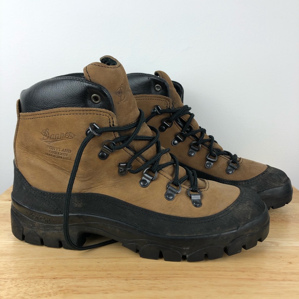 Danner Combat Hiker Boots. Vibram Sole. Size 9.5